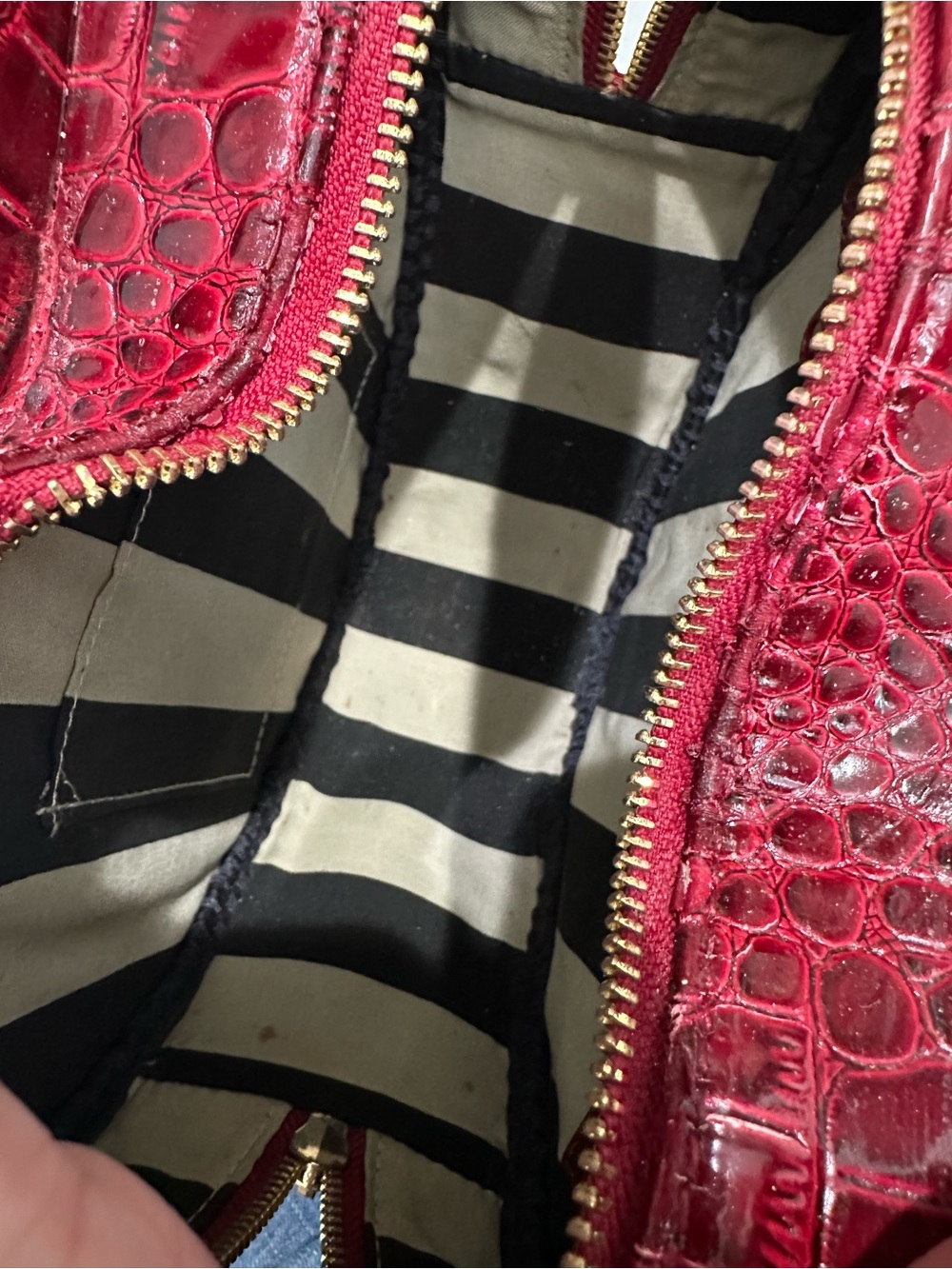 Vivienne Westwood Vintage Chancery Orb Heart Bag Red Croc Embossed Crossbody - Picture 14 of 15